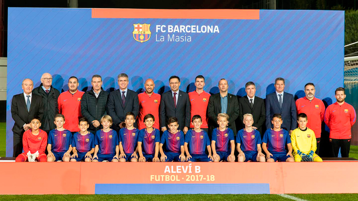 Fcバルセロナ U 12 ジュニアサッカー ワールドチャレンジ18
